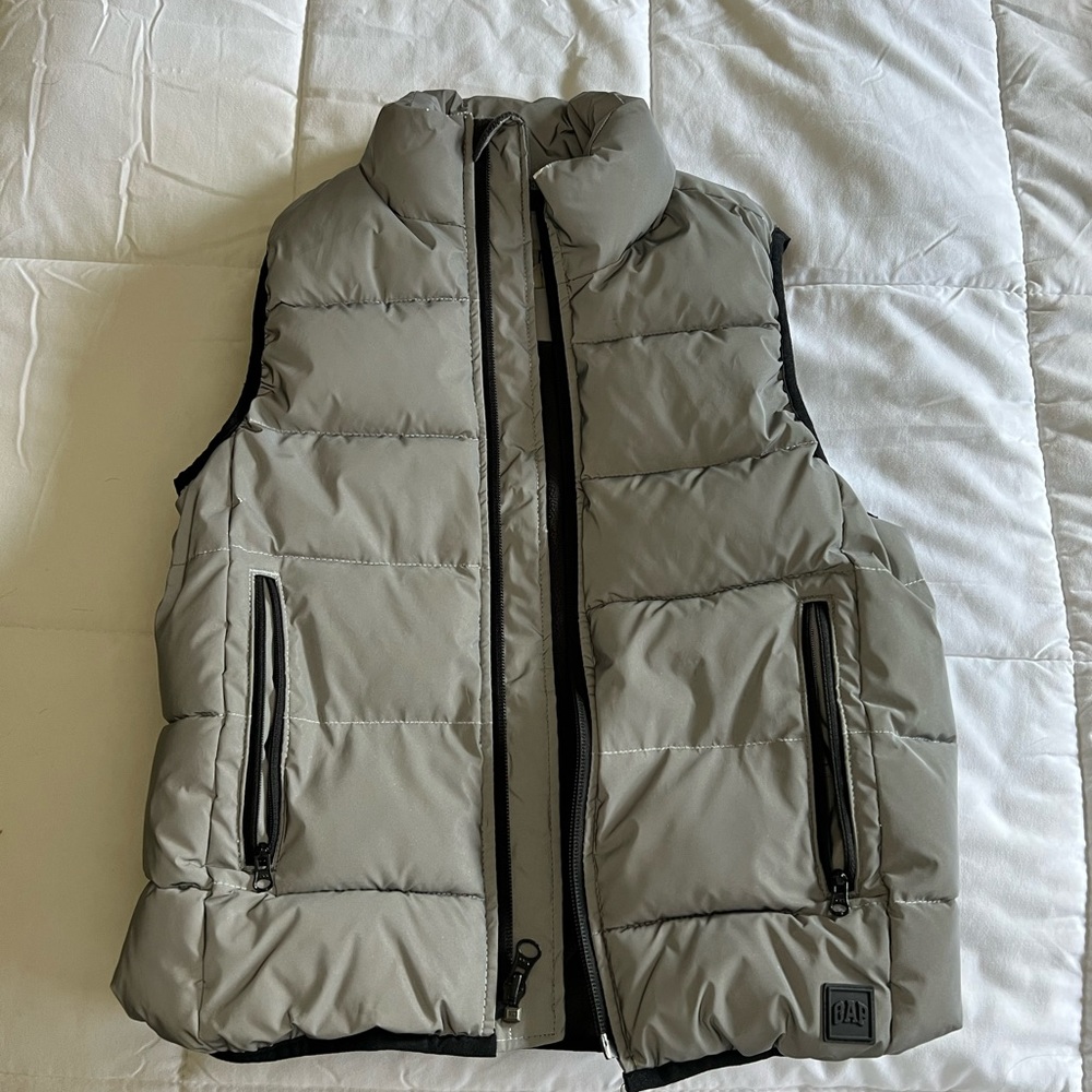 Gap kids puffer vest